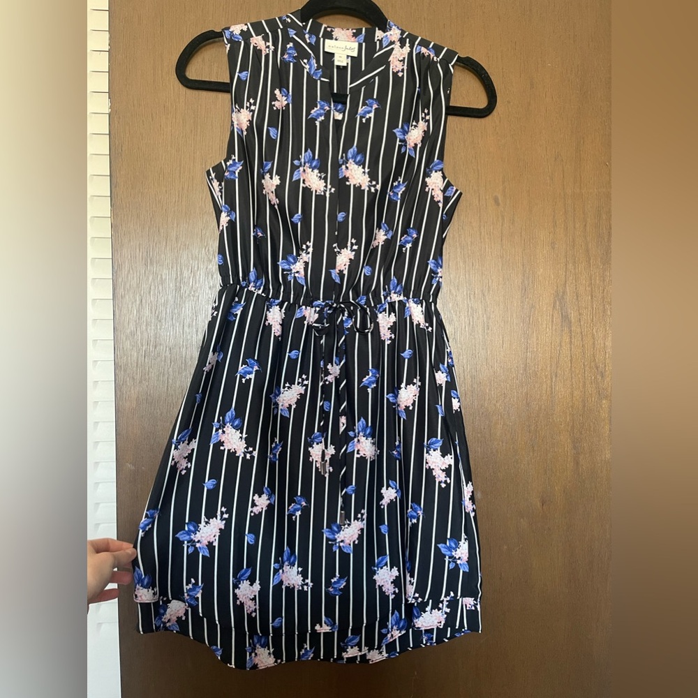Sleeveless Maison Jules dress